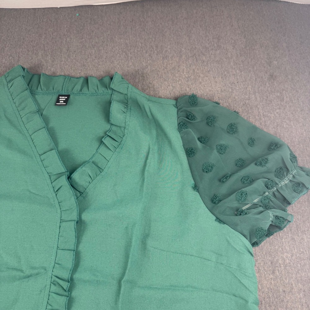 Shein‎ Curve Green Ruffle V-Neck Blouse Swiss Dot Puff Sleeve Plus Size 1XL